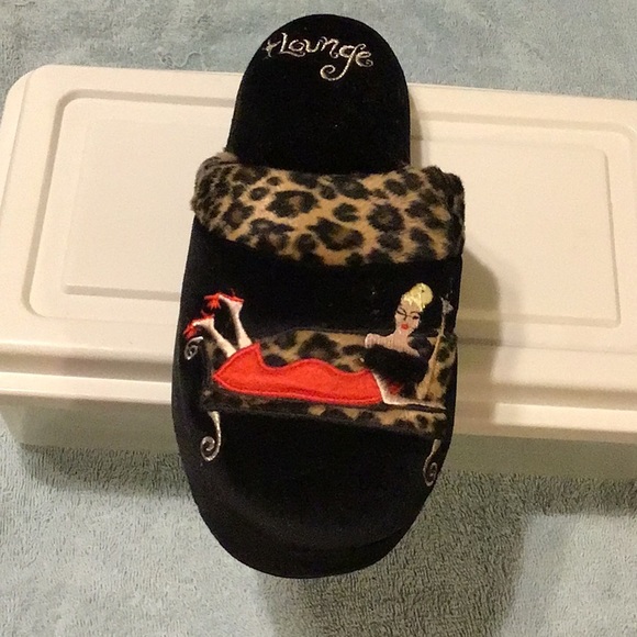 Black Slippers with lots of detailing. - Picture 4 of 5